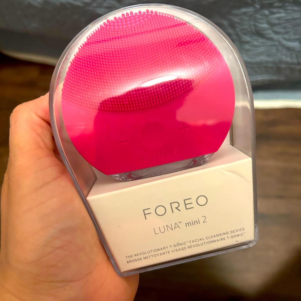 FOREO Luna Mini 2 - BRAND NEW AND SEALED